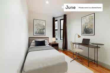 2 BR in New York City