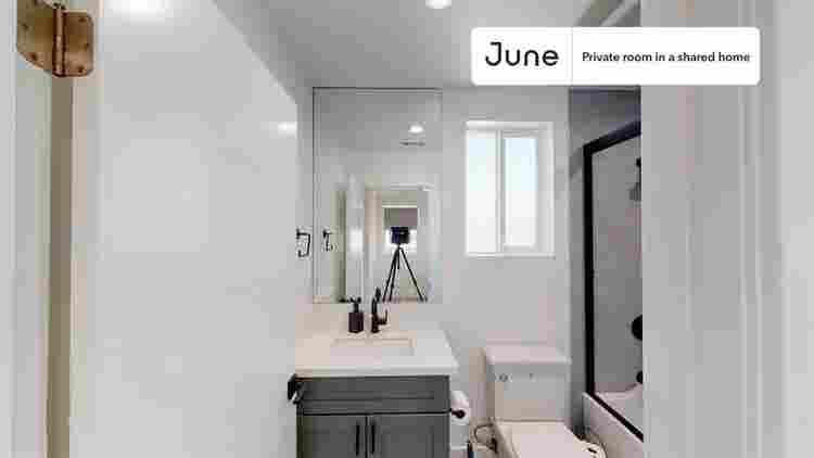 4 BR in Los Angeles
