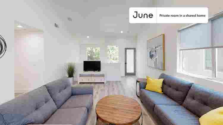 4 BR in Los Angeles