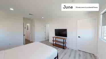 4 BR in Los Angeles