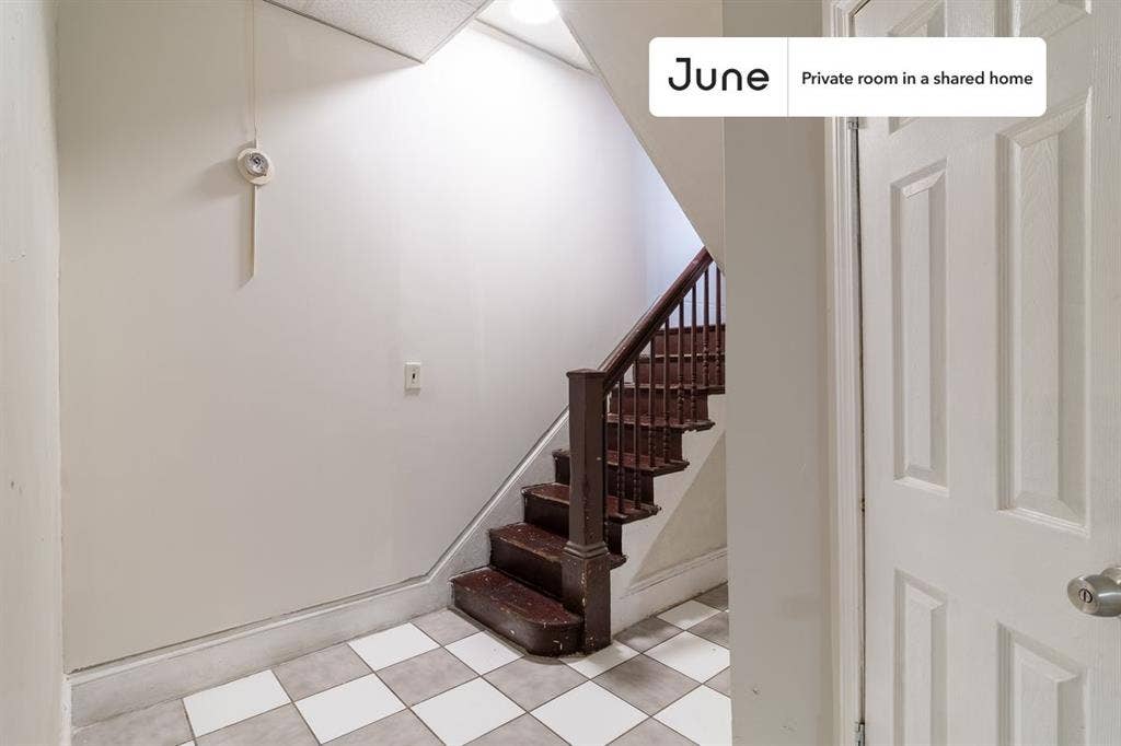 5 BR in Boston