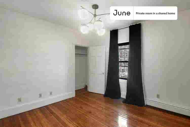 6 BR in Boston