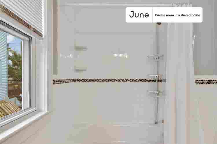 4 BR in Boston