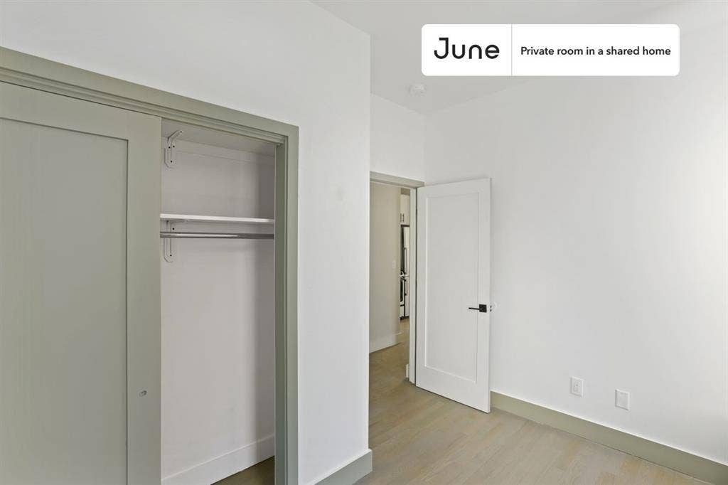 3 BR in New York City
