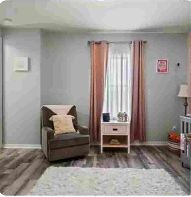 Room for rent _ only females