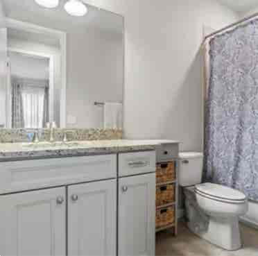 Room for rent _ only females