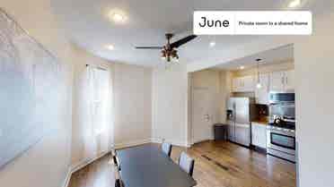3 BR in Chicago