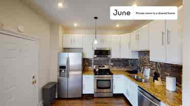 3 BR in Chicago