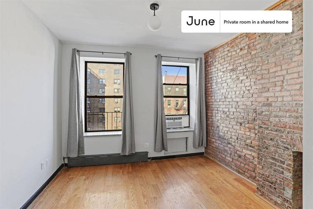 2 BR in New York City