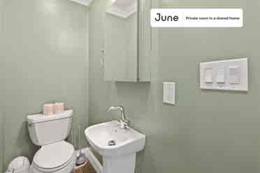 4 BR in Boston