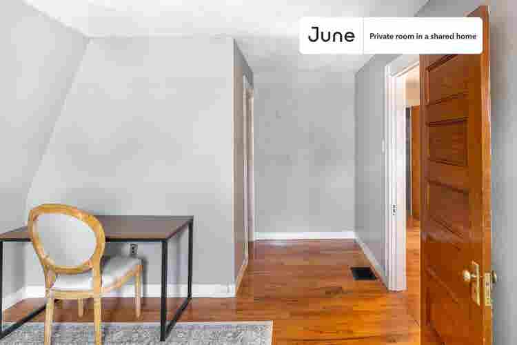 6 BR in Boston