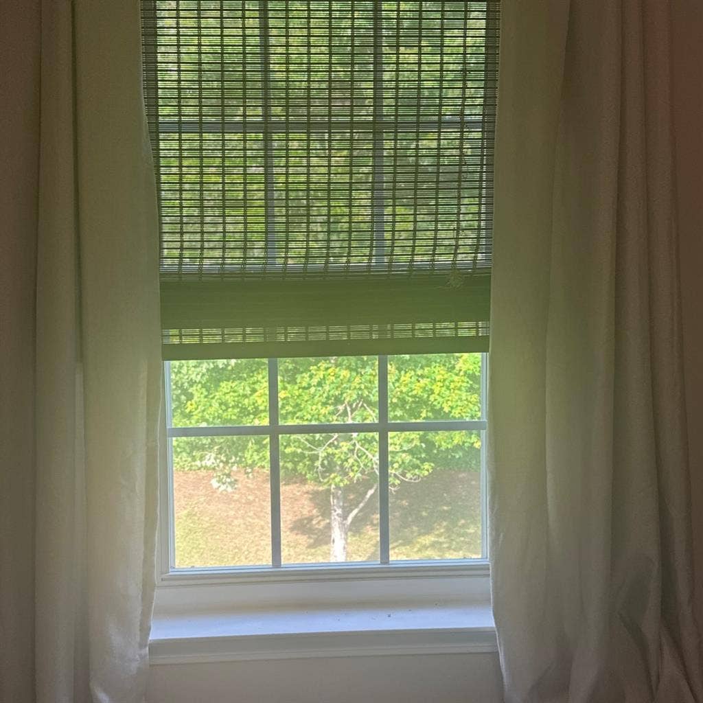 Looking for female roommate
