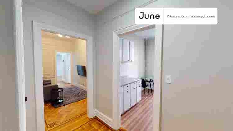 2 BR in New York City