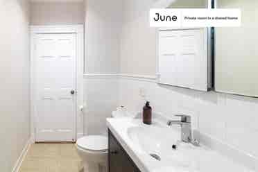 3 BR in Boston