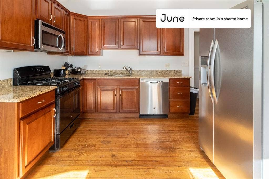 3 BR in Boston