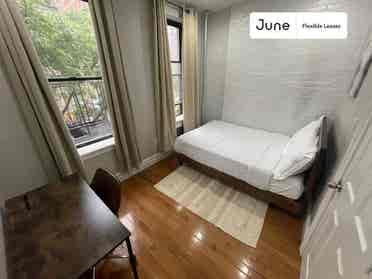 2 BR in New York City