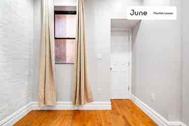 2 BR in New York City