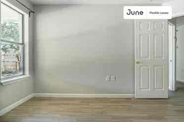 3 BR in Austin