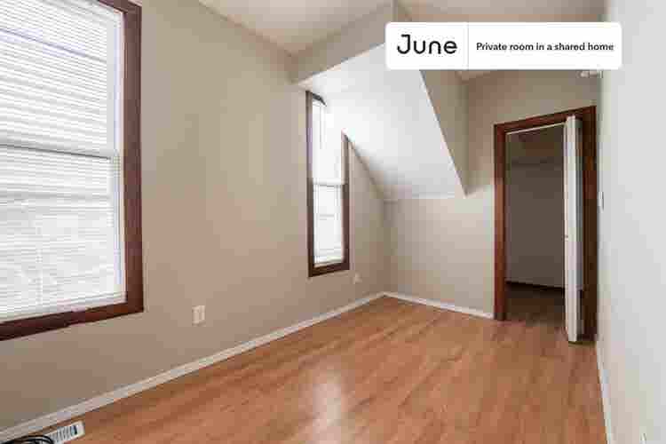 4 BR in Chicago