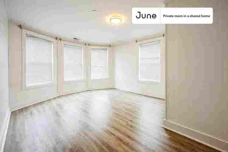 4 BR in Boston