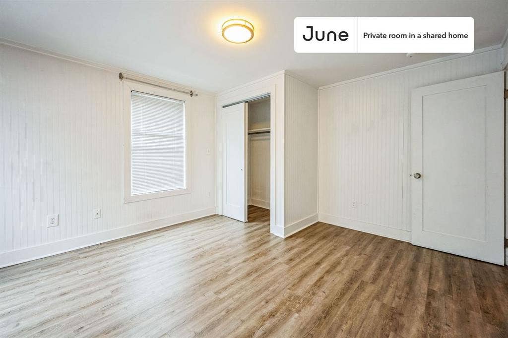 4 BR in Boston