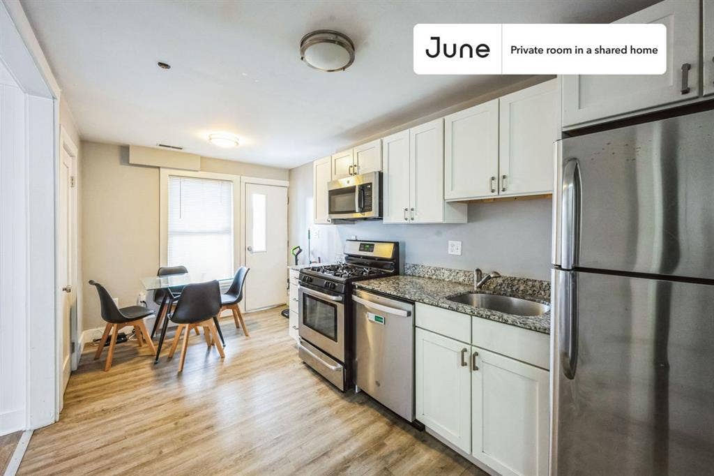 4 BR in Boston