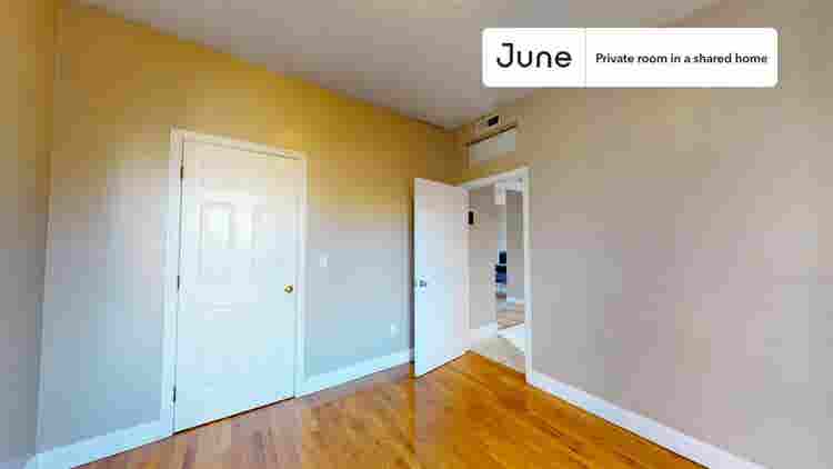 4 BR in Boston
