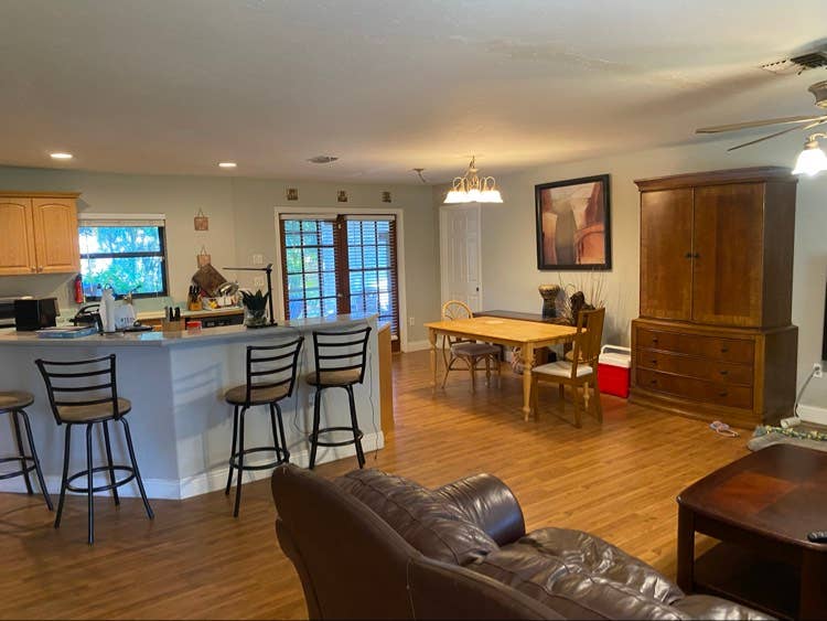 Private Studio private entrance