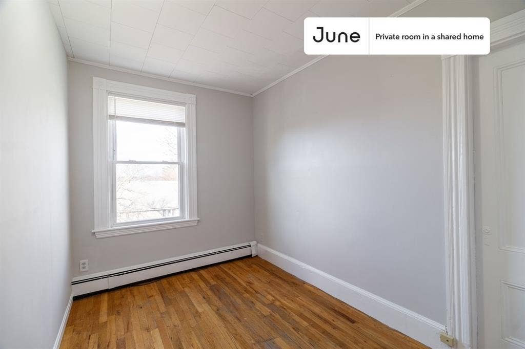 4 BR in Boston