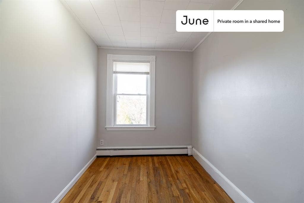 4 BR in Boston
