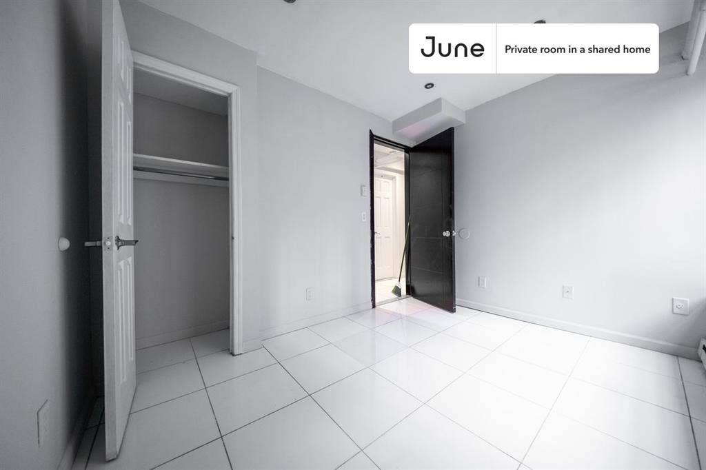 5 BR in New York City