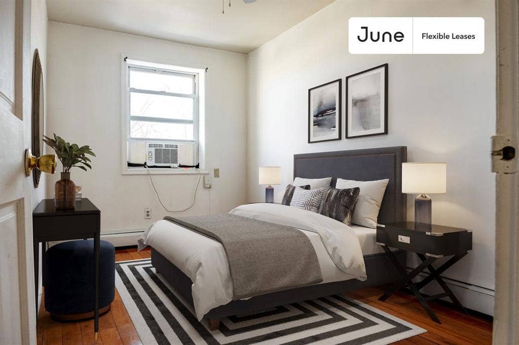 2 BR in New York City