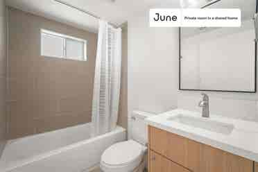 5 BR in Los Angeles