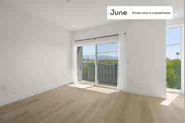5 BR in Los Angeles