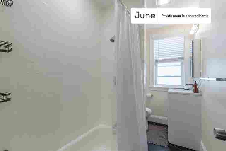 4 BR in Boston