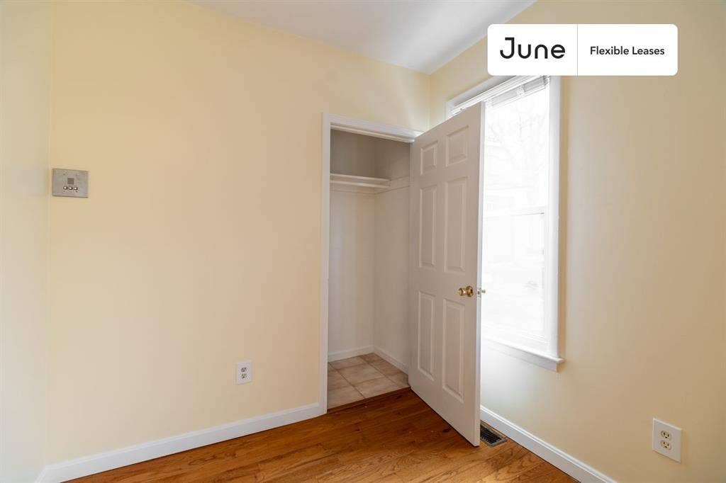 3 BR in Boston