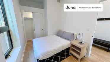 4 BR in Chicago