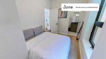 4 BR in Chicago