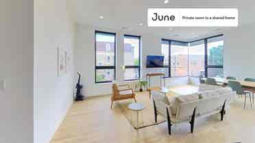 4 BR in Chicago