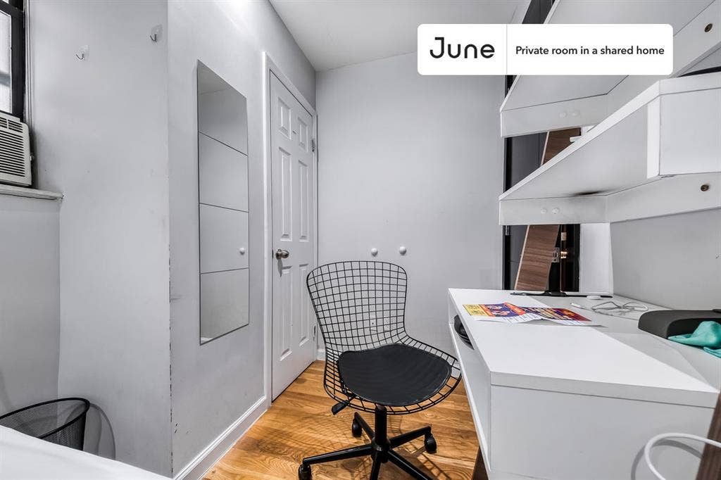 3 BR in New York City