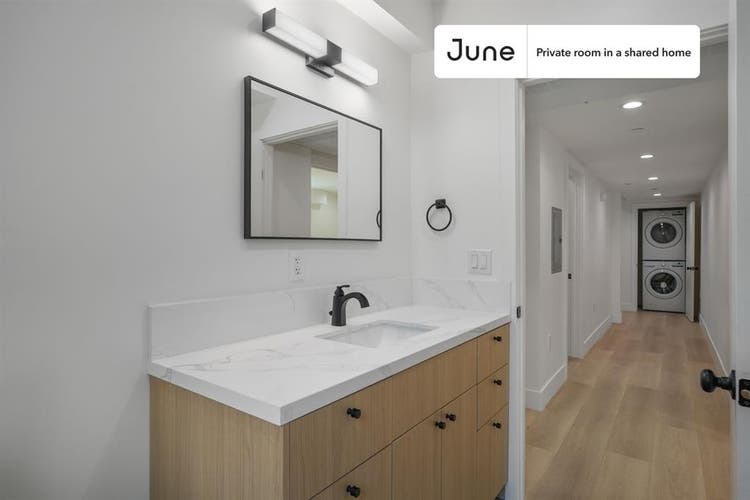 3 BR in Los Angeles
