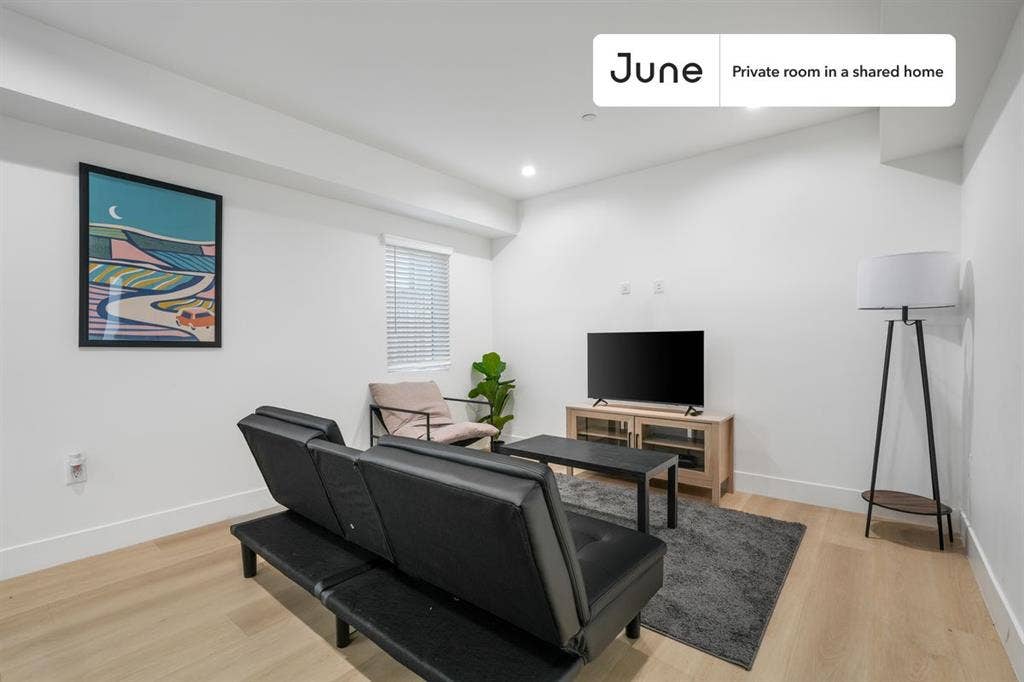 3 BR in Los Angeles
