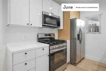 3 BR in Los Angeles