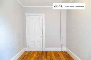 3 BR in Boston