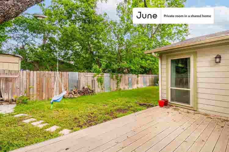3 BR in Austin