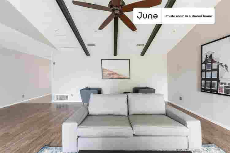 3 BR in Austin