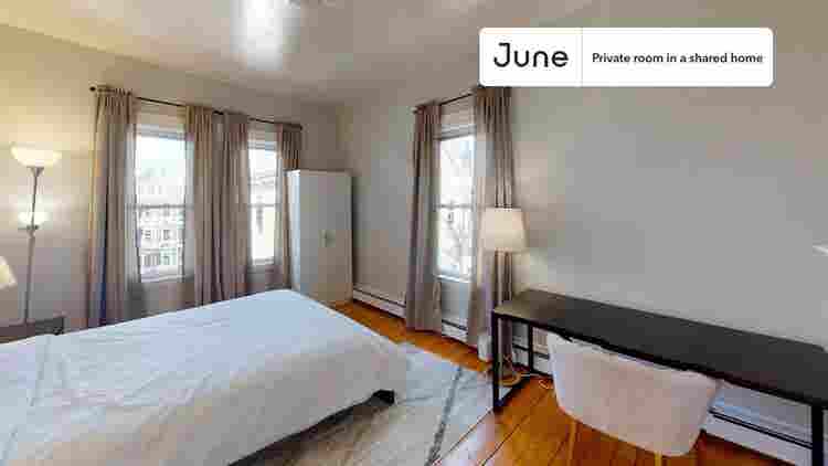 3 BR in Boston