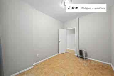 3 BR in New York City