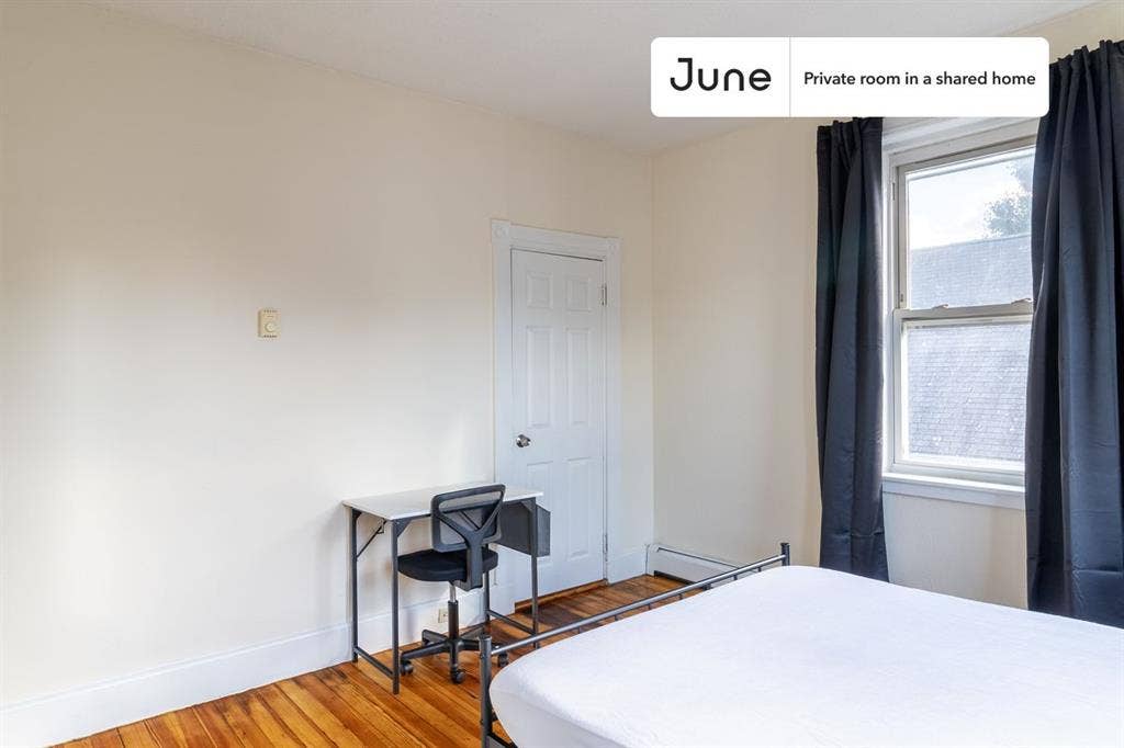 3 BR in Boston