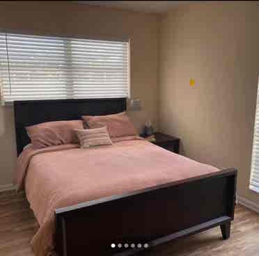 Room to rent in east Boca